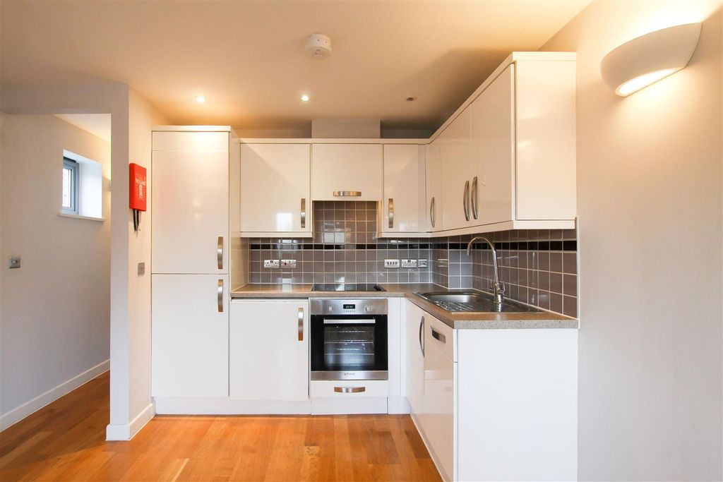 Property photo 3 of 7 Img_2311.Jpg