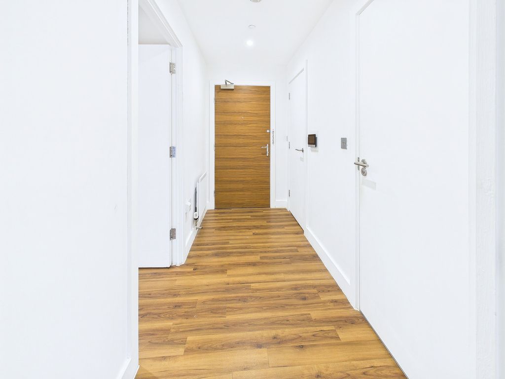 Property photo 2 of 26