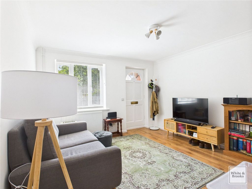 Property photo 3 of 12 Living Room
