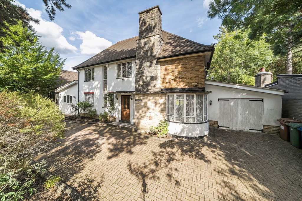 Property photo 1 of 28 1349787-2-68Baf23...