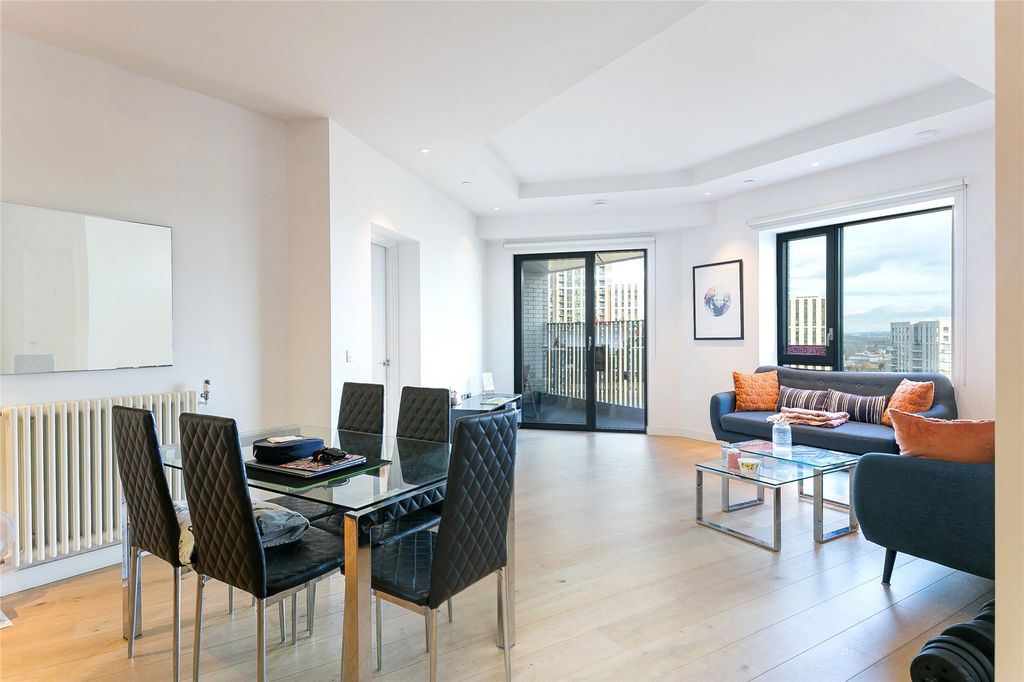 Property photo 1 of 24 Picture No. 01