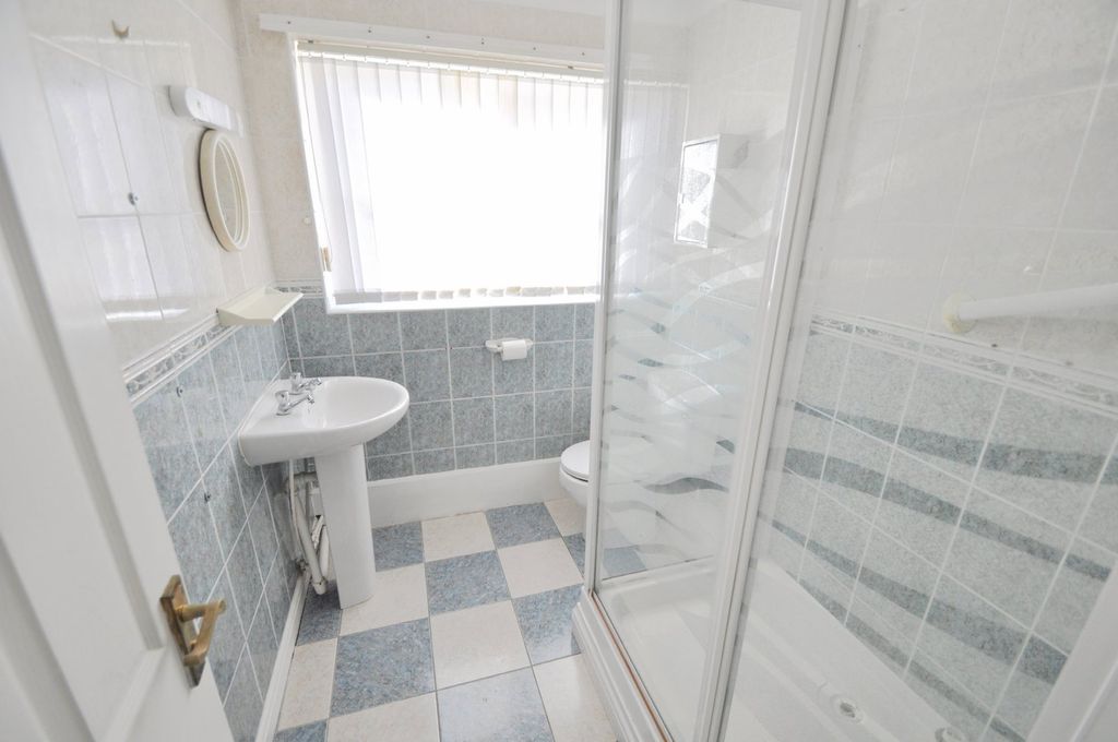 Property photo 3 of 23
