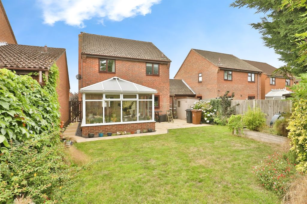 Property photo 3 of 16
