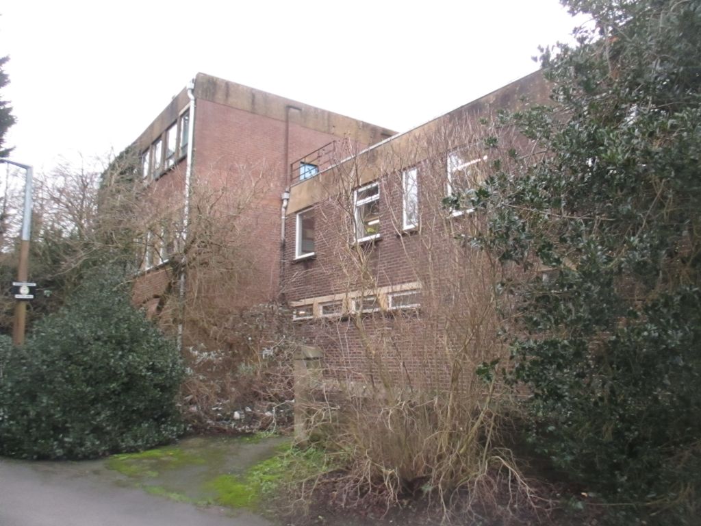 Property photo 3 of 17