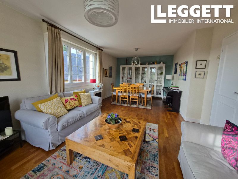 Property photo 3 of 10