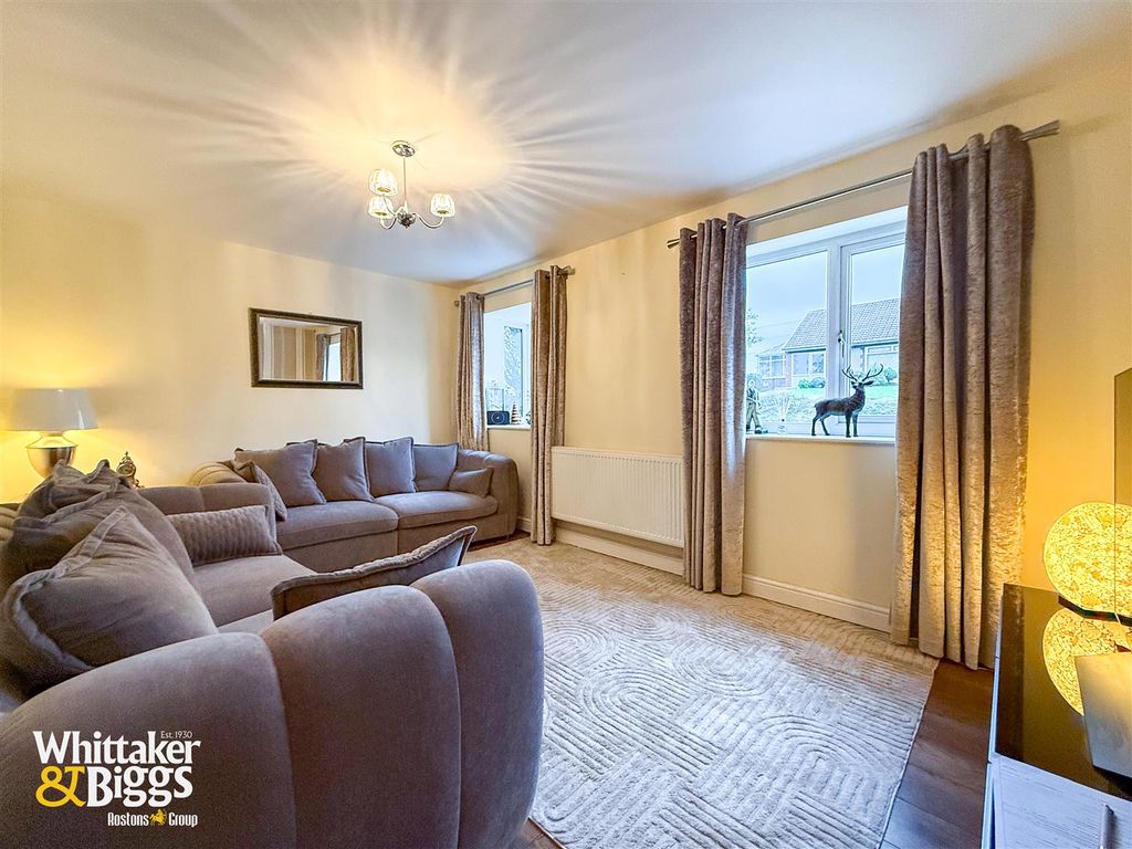 Property photo 2 of 31 20251009_144737811_Ios.Jpg