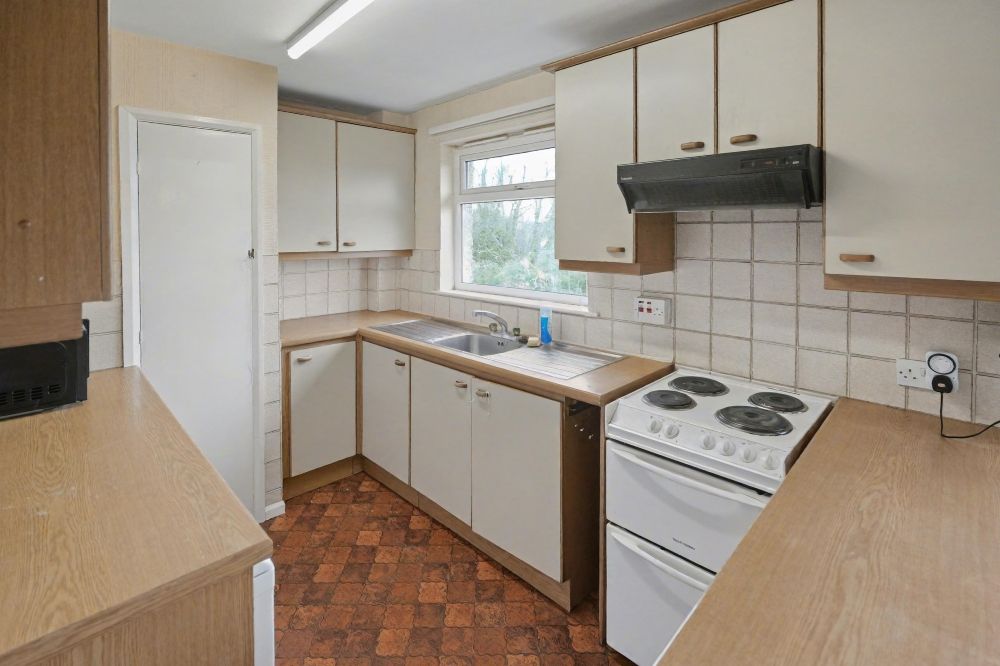 Property photo 3 of 24