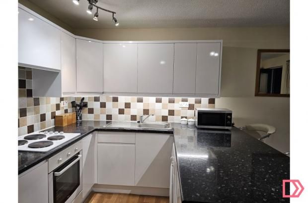 Property photo 2 of 10 1000012197.Jpg
