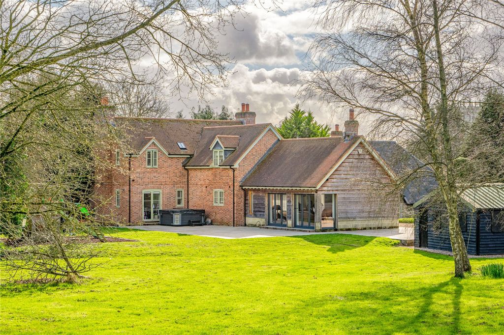 Property photo 1 of 20 House