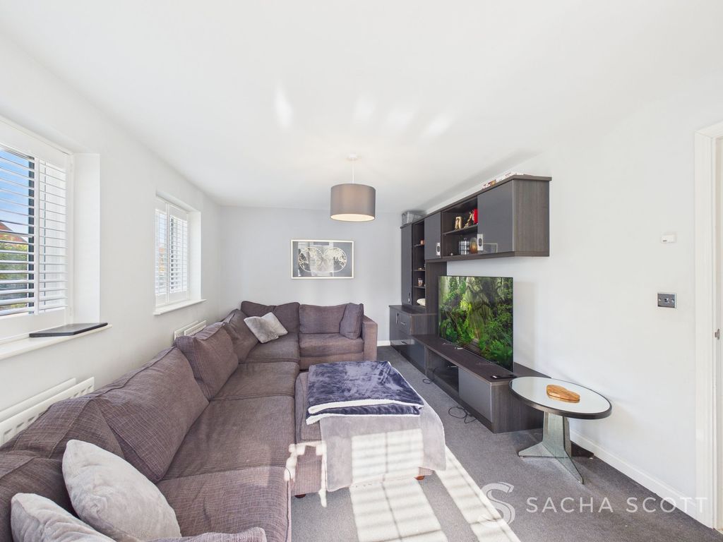 Property photo 2 of 27 Living Room