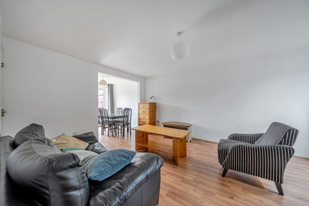 Property photo 1 of 21 1515092-1-6A980Bf...