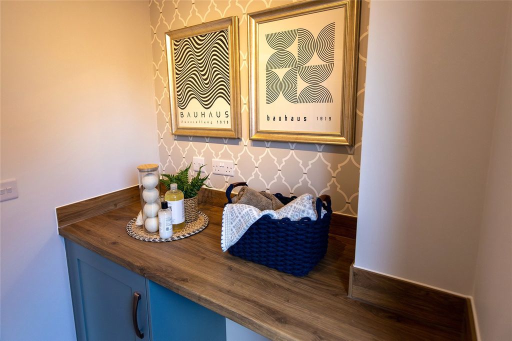 Property photo 3 of 12 Picture No. 19