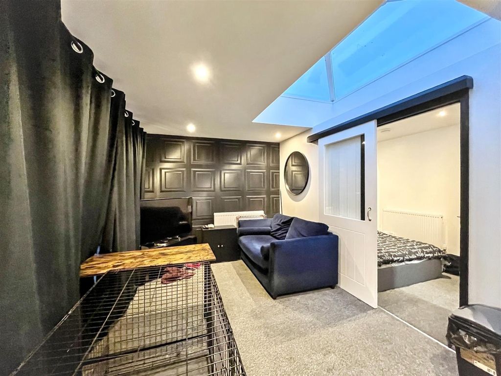 Property photo 3 of 10 Img_2564.Jpg