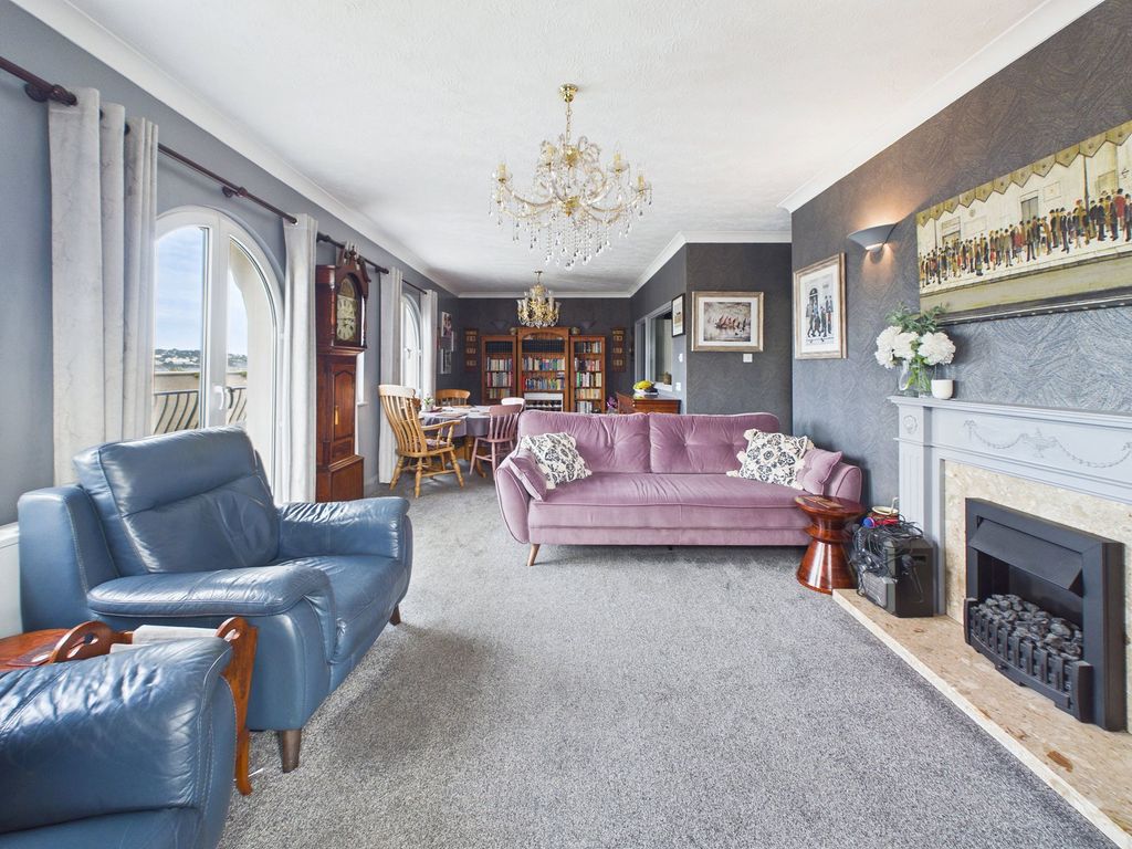 Additional image 4 of 3 bed flat for saleRedcliffe Court, Marine Drive, Preston, Paignton TQ3