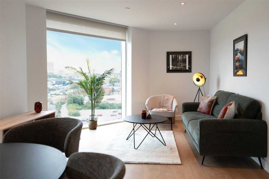 Property photo 2 of 25 Picture No. 48