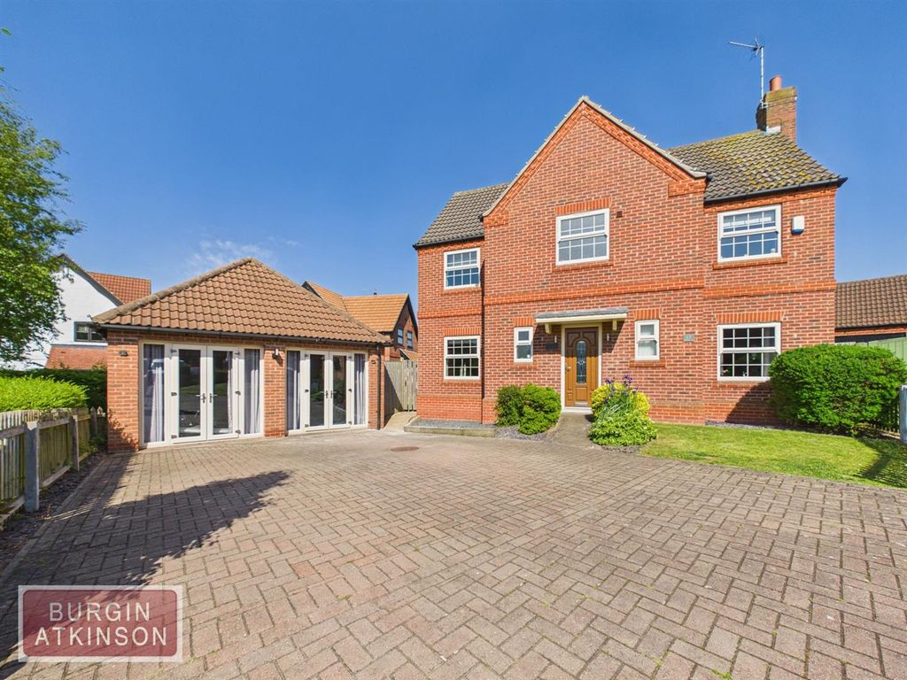 Property photo 1 of 40 Cam01619G0-Pr0204-Still034.Jpg