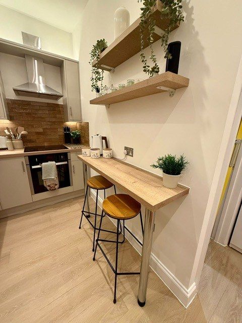 Property photo 1 of 12 1 Bed Apartment To Rent Stanley Road, Teddington Tw11 8Ud