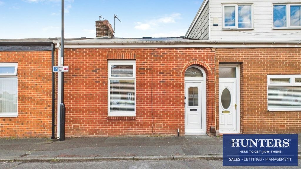 Property photo 1 of 19 Pbox-Img.Jpg