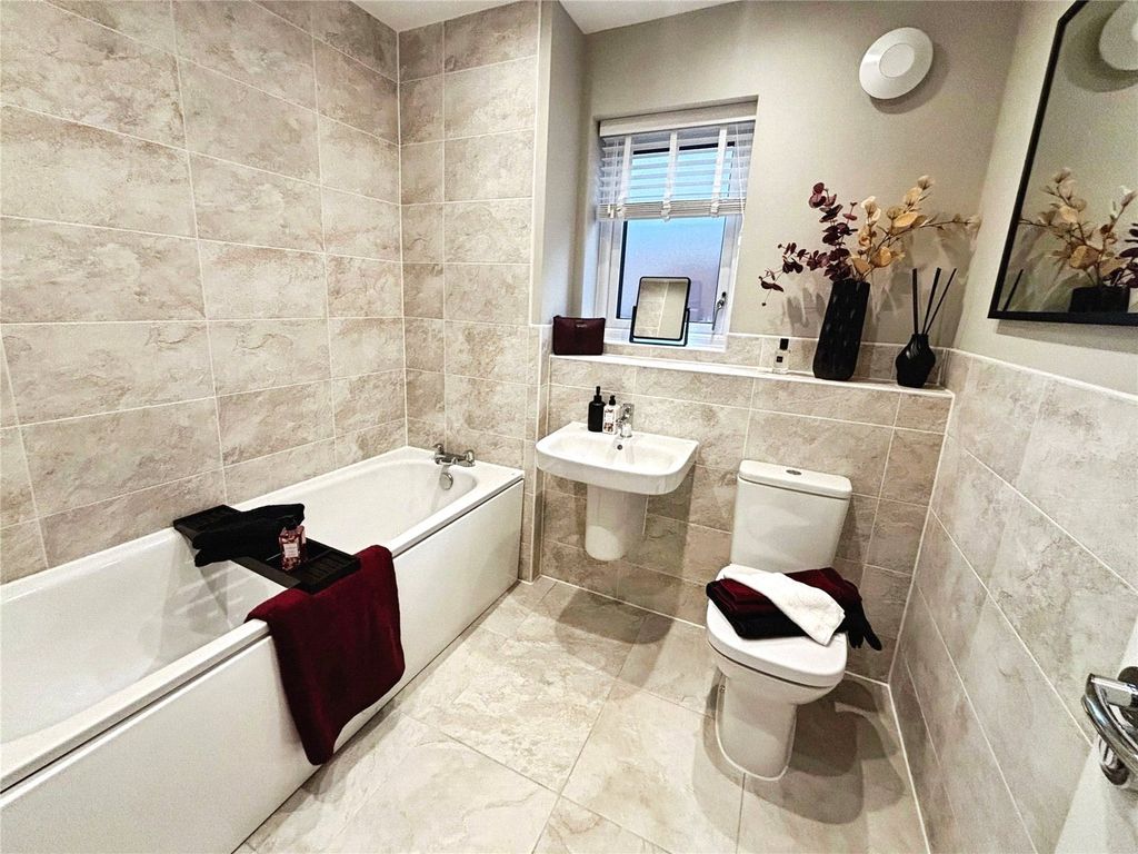 Property photo 3 of 6 Picture No. 07