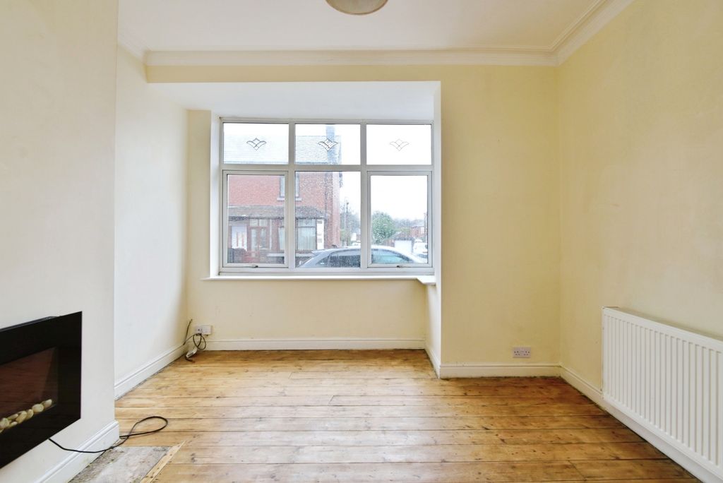 Property photo 3 of 20 Pbox-Img.Jpg