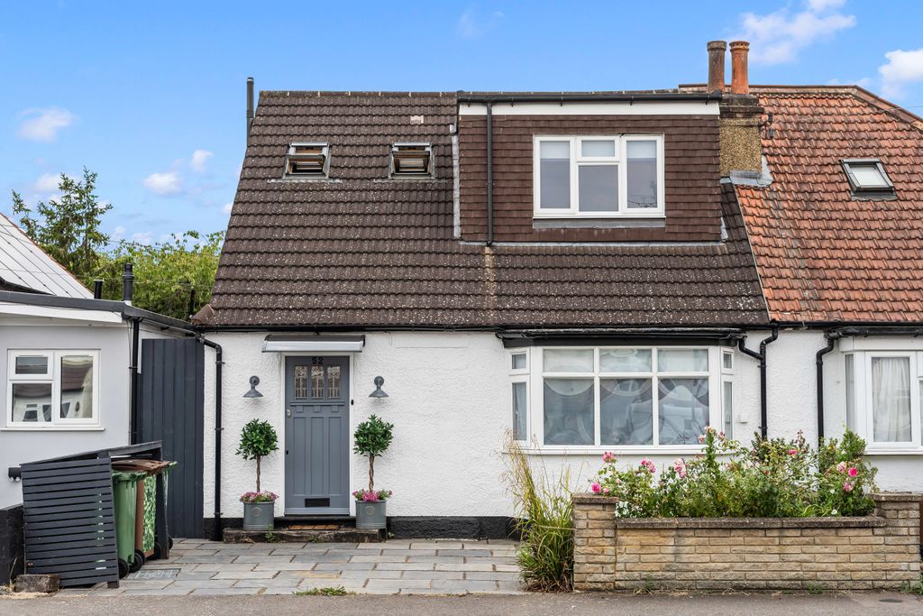 Property photo 1 of 24