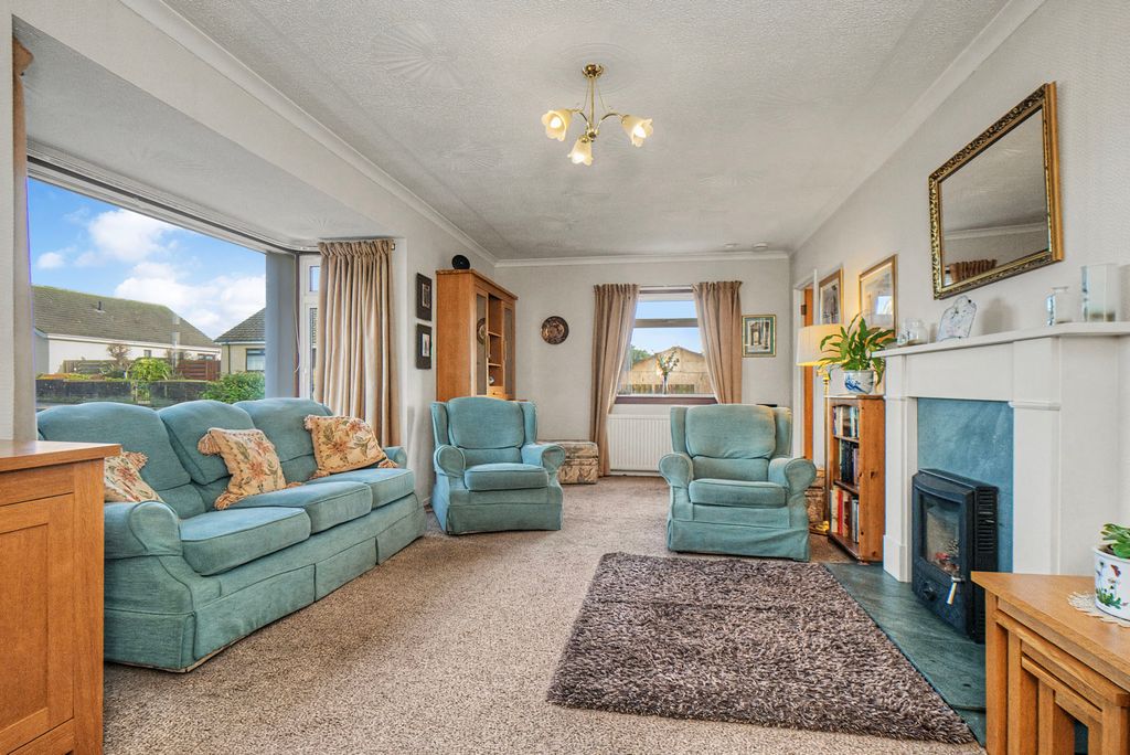 Property photo 2 of 13 Property Image 2