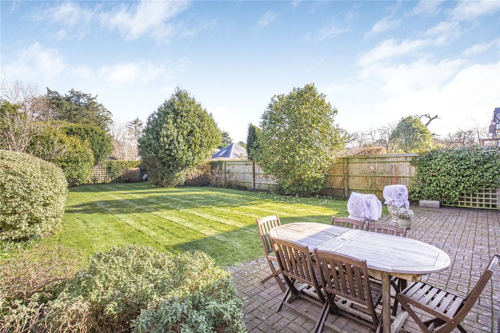 Property photo 2 of 22 Picture No. 72