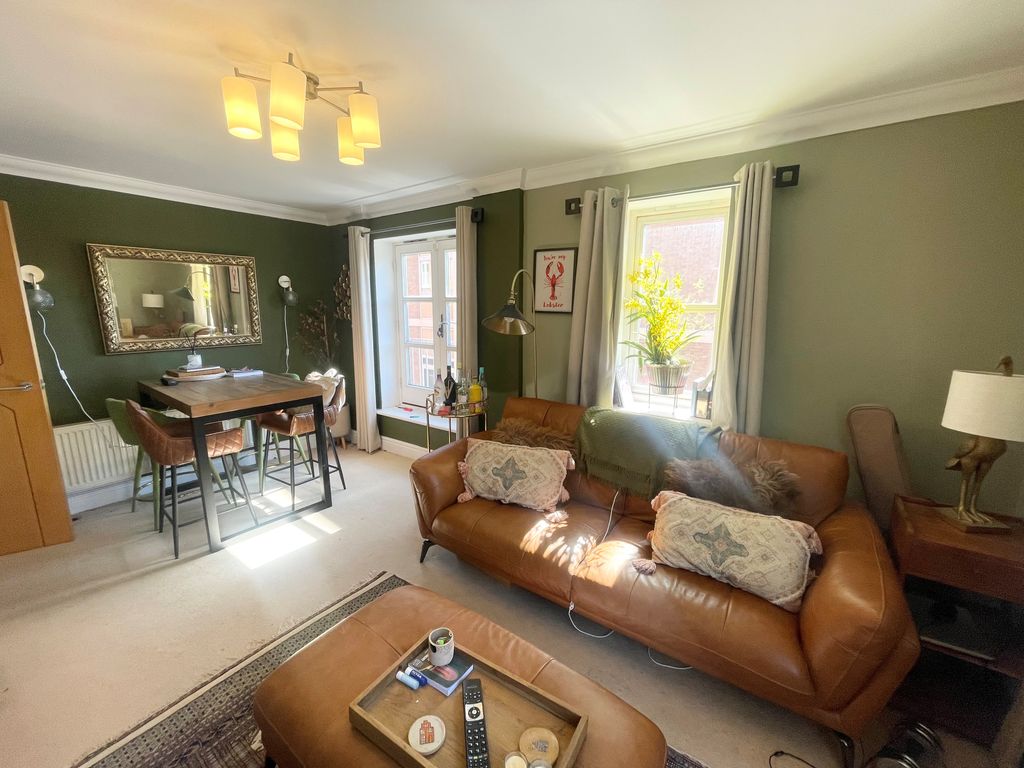 Property photo 2 of 9