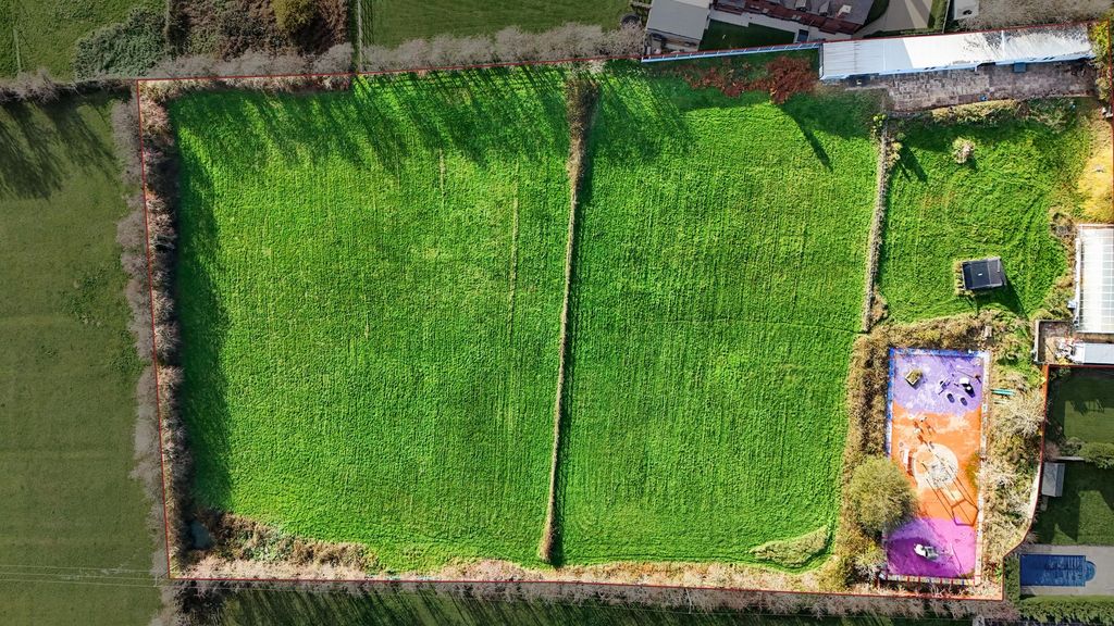 Property photo 3 of 27