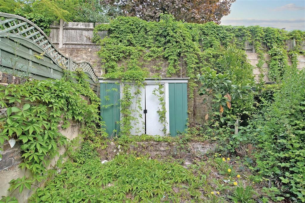 Property photo 3 of 8