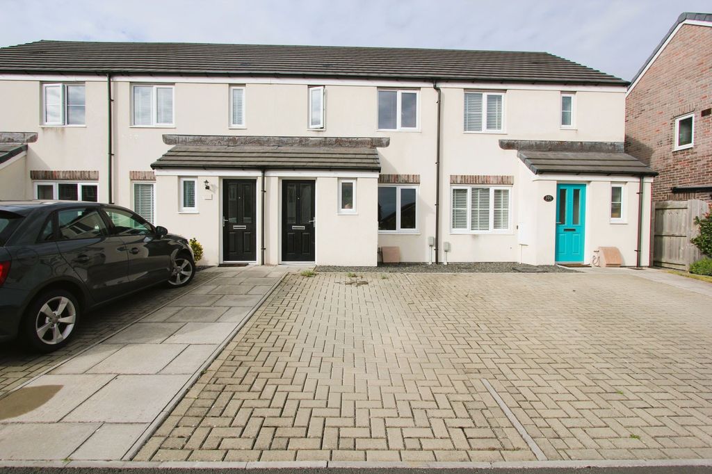 Property photo 1 of 21