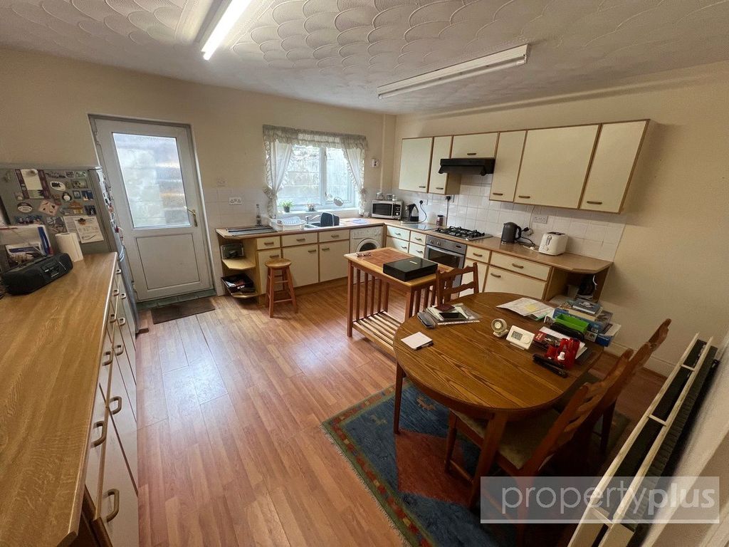 Property photo 3 of 17 Picture No. 05