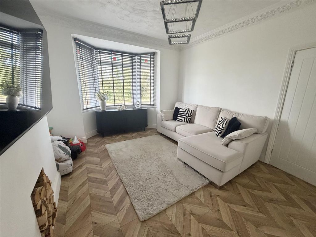 Property photo 3 of 18 Img_9859.Jpeg