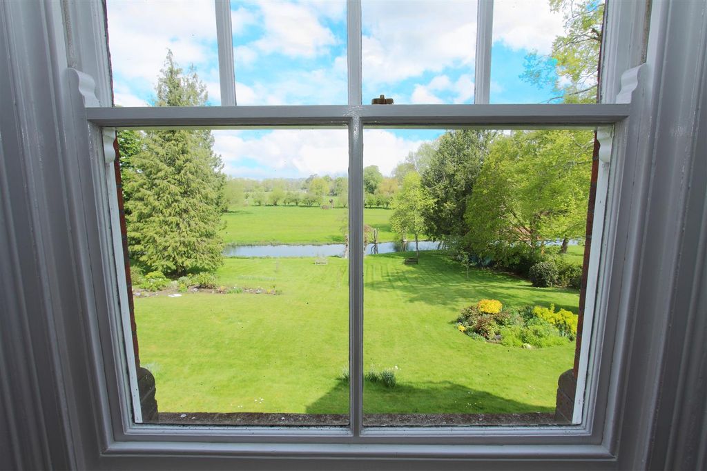 Property photo 3 of 23 Untitled-1.Jpg