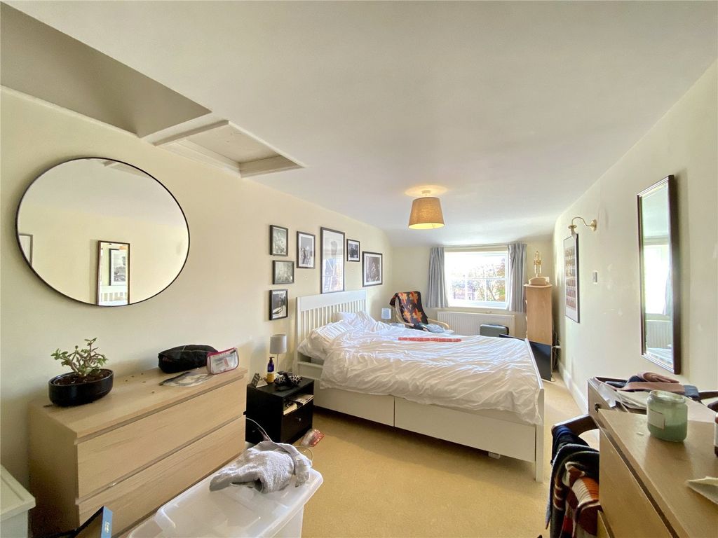 Property photo 3 of 11 Picture No. 06