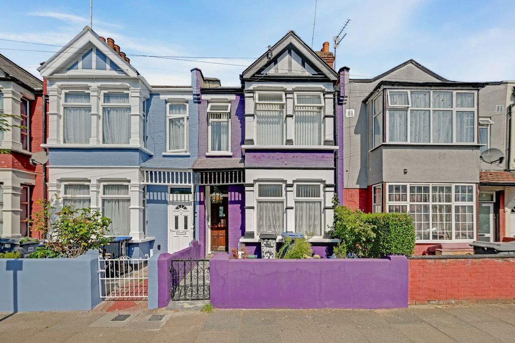Property photo 1 of 13