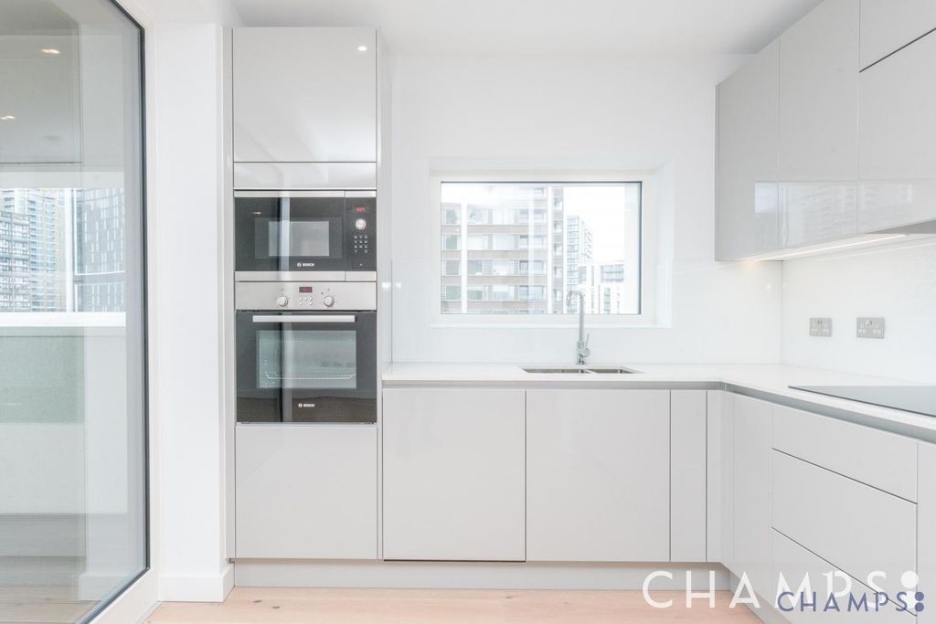 Property photo 3 of 14 Gallery