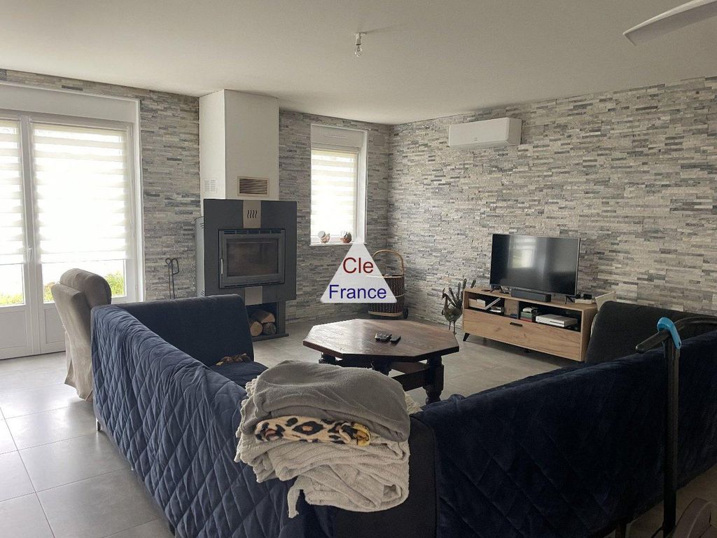 Property photo 3 of 18