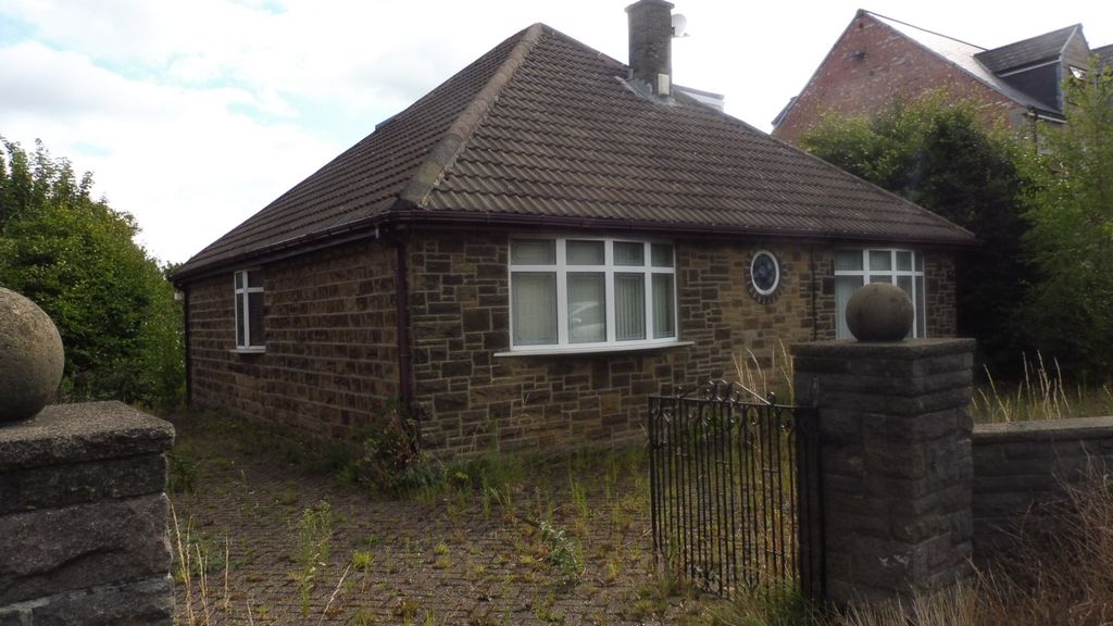 Property photo 1 of 28