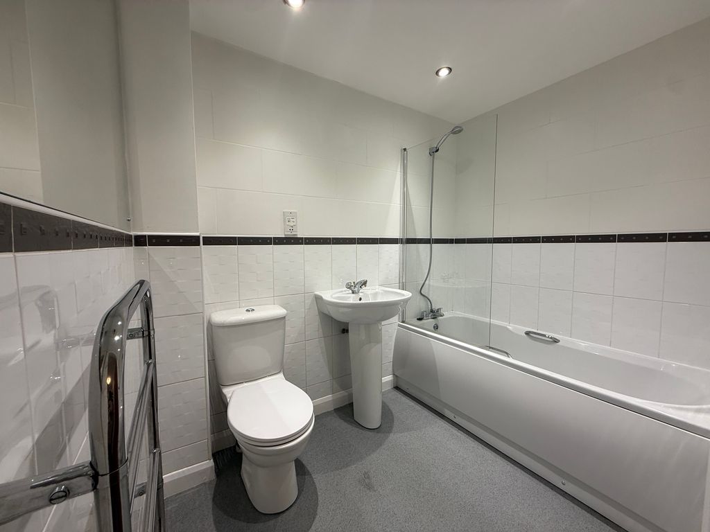 Property photo 3 of 7 Img_9041