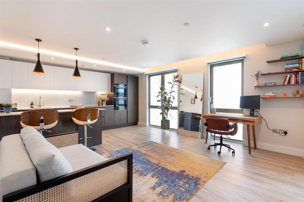 Property photo 1 of 15 Living