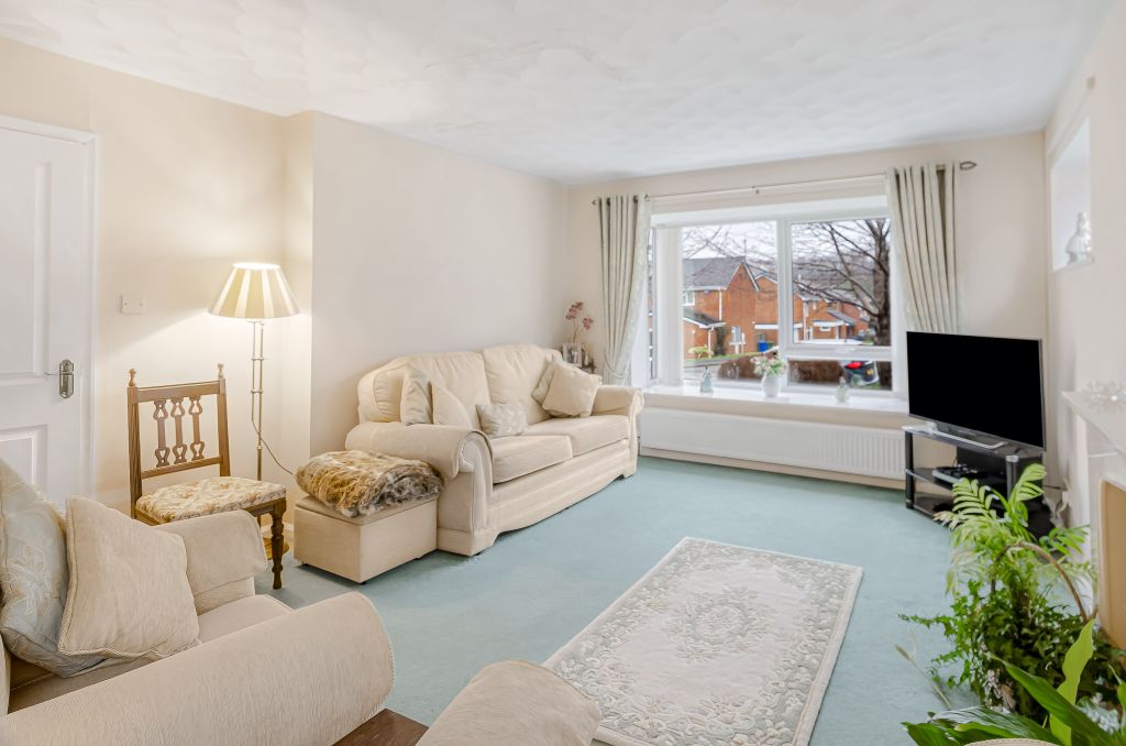 Property photo 3 of 15 Advert-20