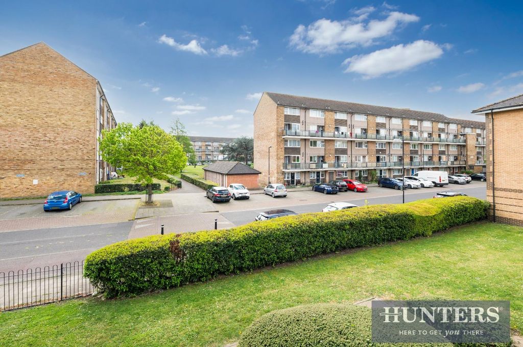 Property photo 1 of 7 Pelham Place 527.Jpg