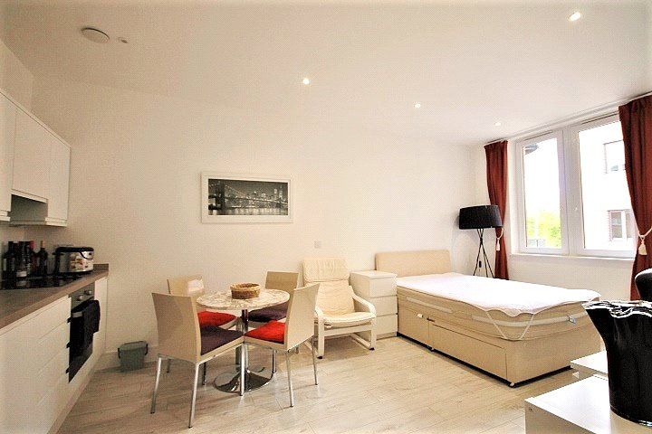 Property photo 2 of 9 Picture No. 10