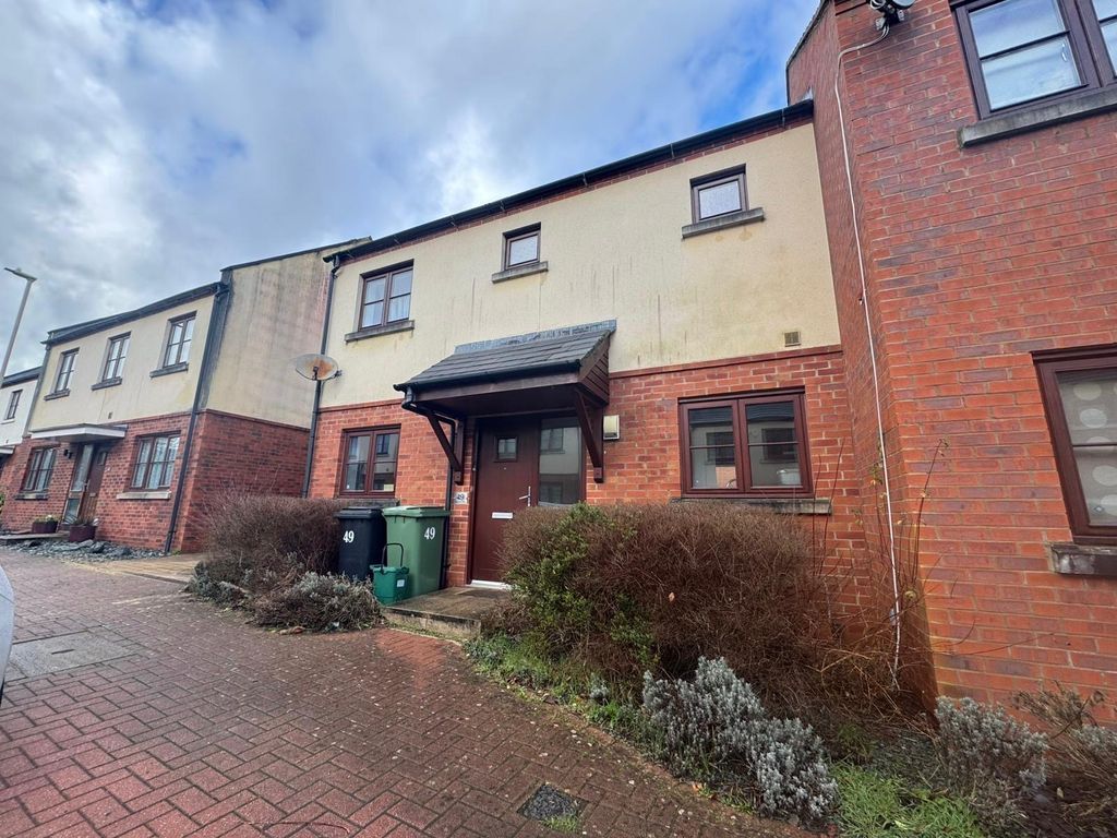 Property photo 1 of 8 Exterior