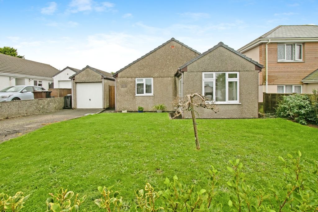 Property photo 2 of 19 Photo