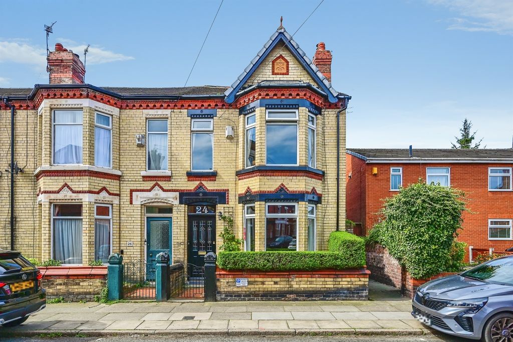 Property photo 1 of 18