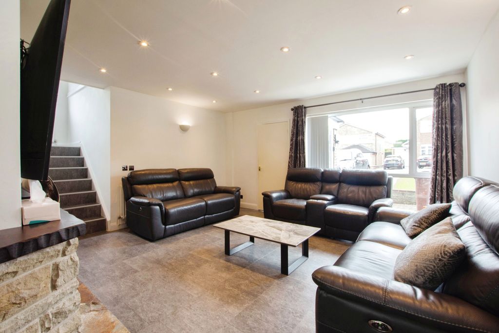 Property photo 3 of 18 Img_6848