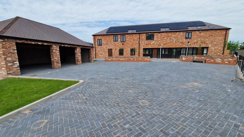 Property photo 1 of 13 Picture No. 26