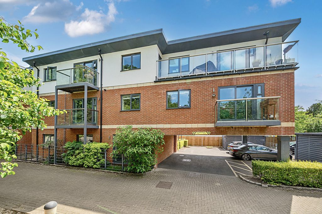 Property photo 1 of 20 1312354-4-6850180...